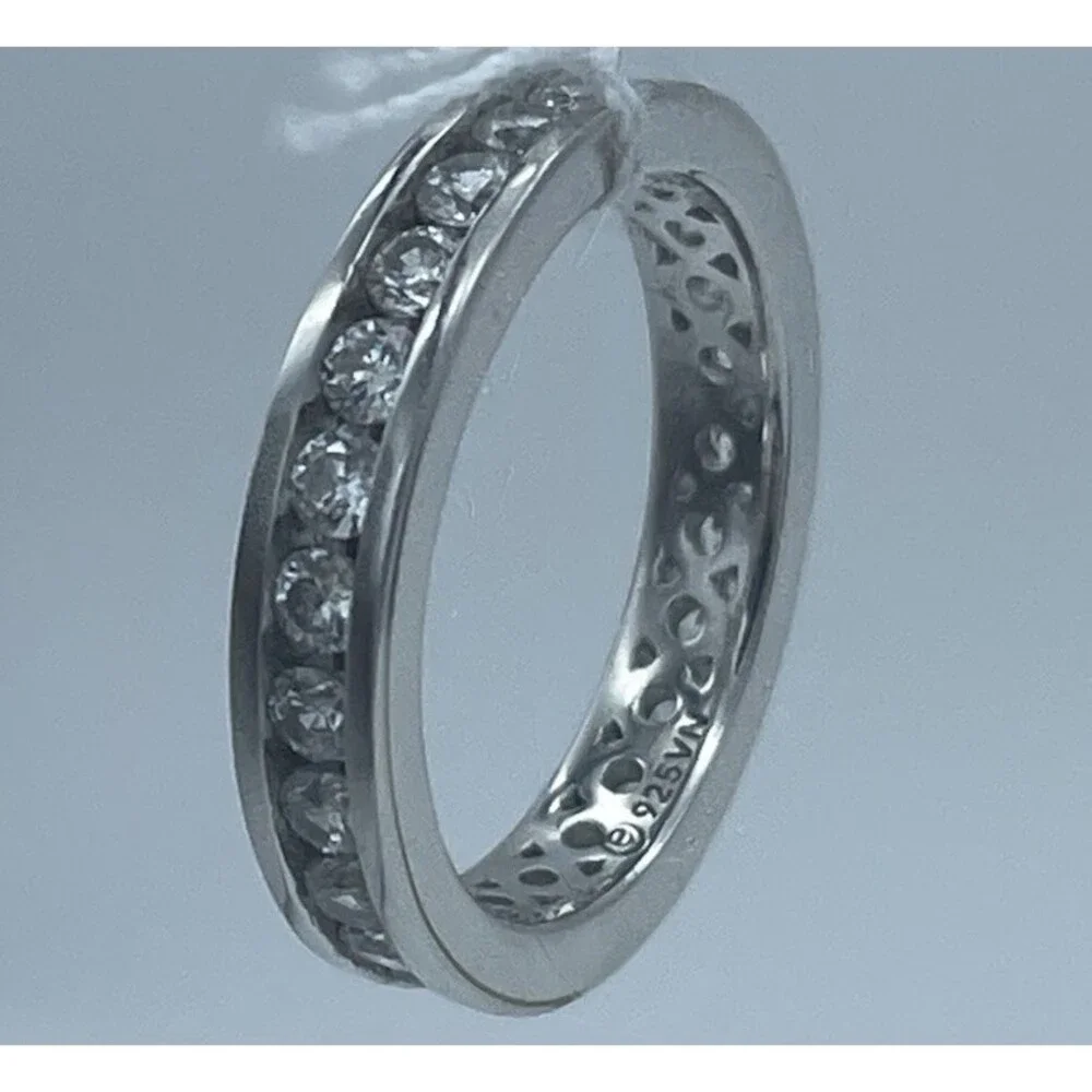 925 Sterling Silver CZ Eternity Band Ring Size 7 Made in Vietnam